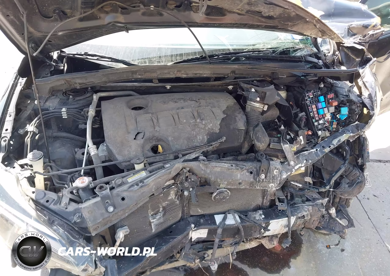 2019 Toyota Corolla Le VIN:5YFBURHE7KP879247 - 10