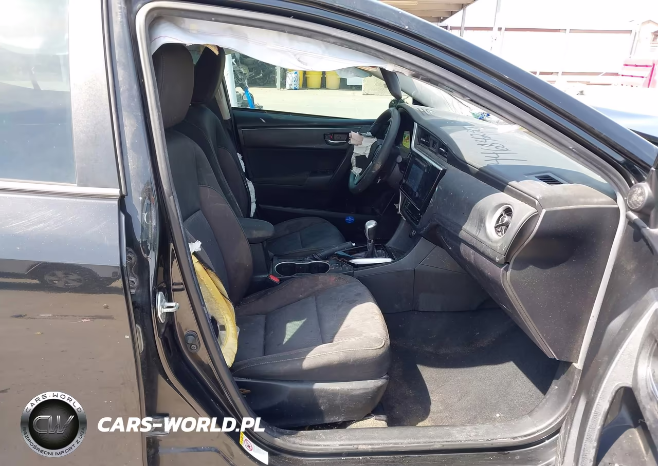 2019 Toyota Corolla Le VIN:5YFBURHE7KP879247 - 5