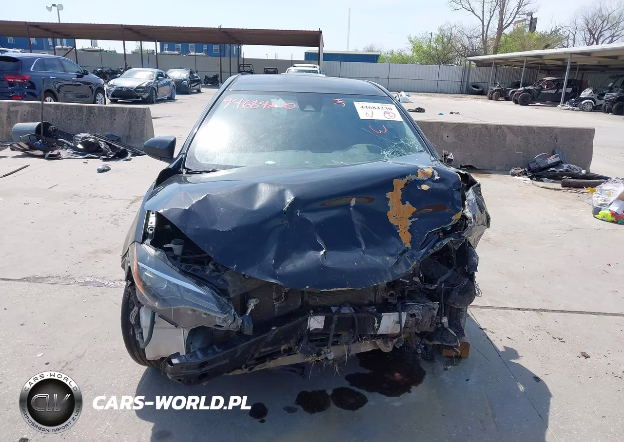 2019 Toyota Corolla Le VIN:5YFBURHE7KP879247 - 6