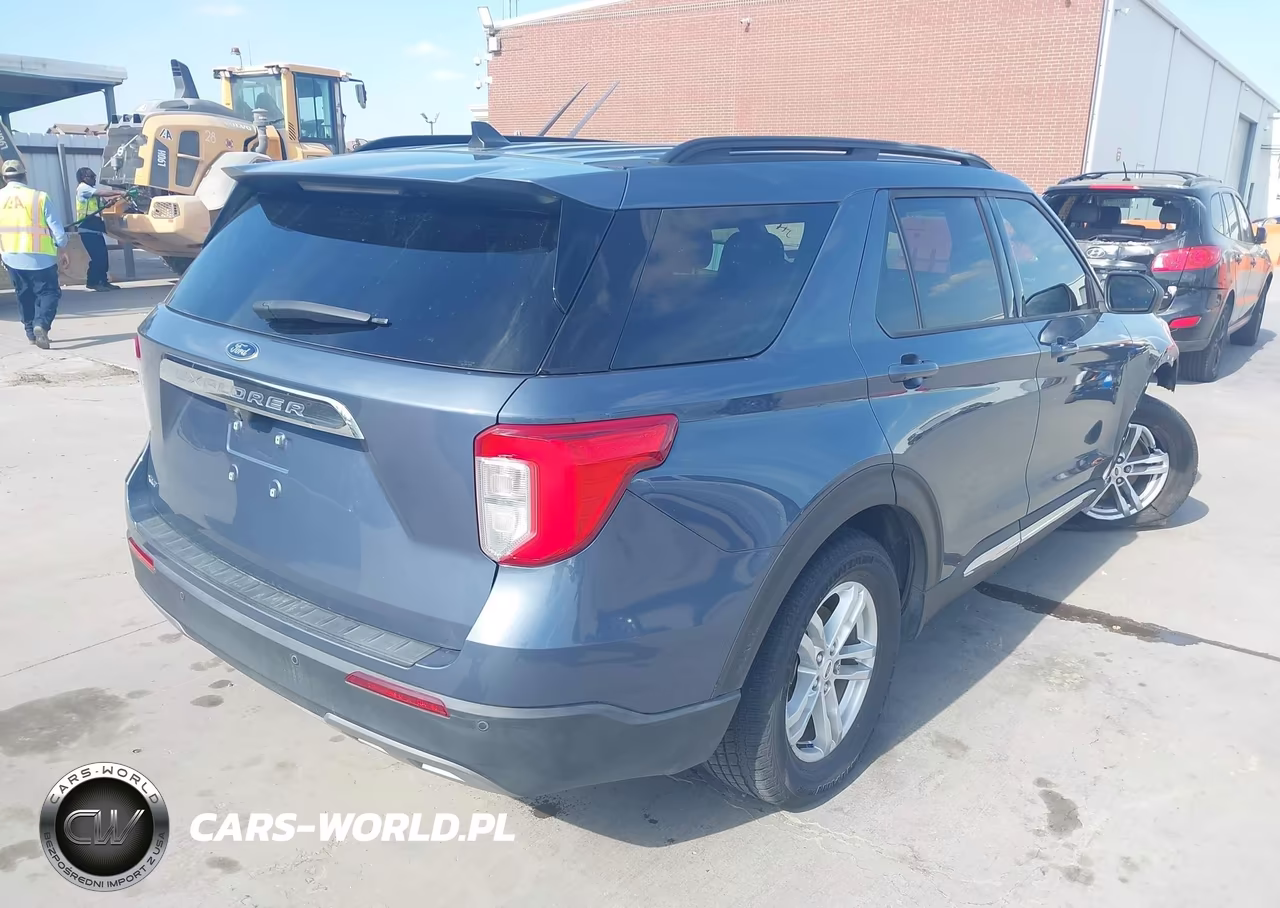 2021 Ford Explorer Xlt VIN:1FMSK7DH2MGB15249 - 4