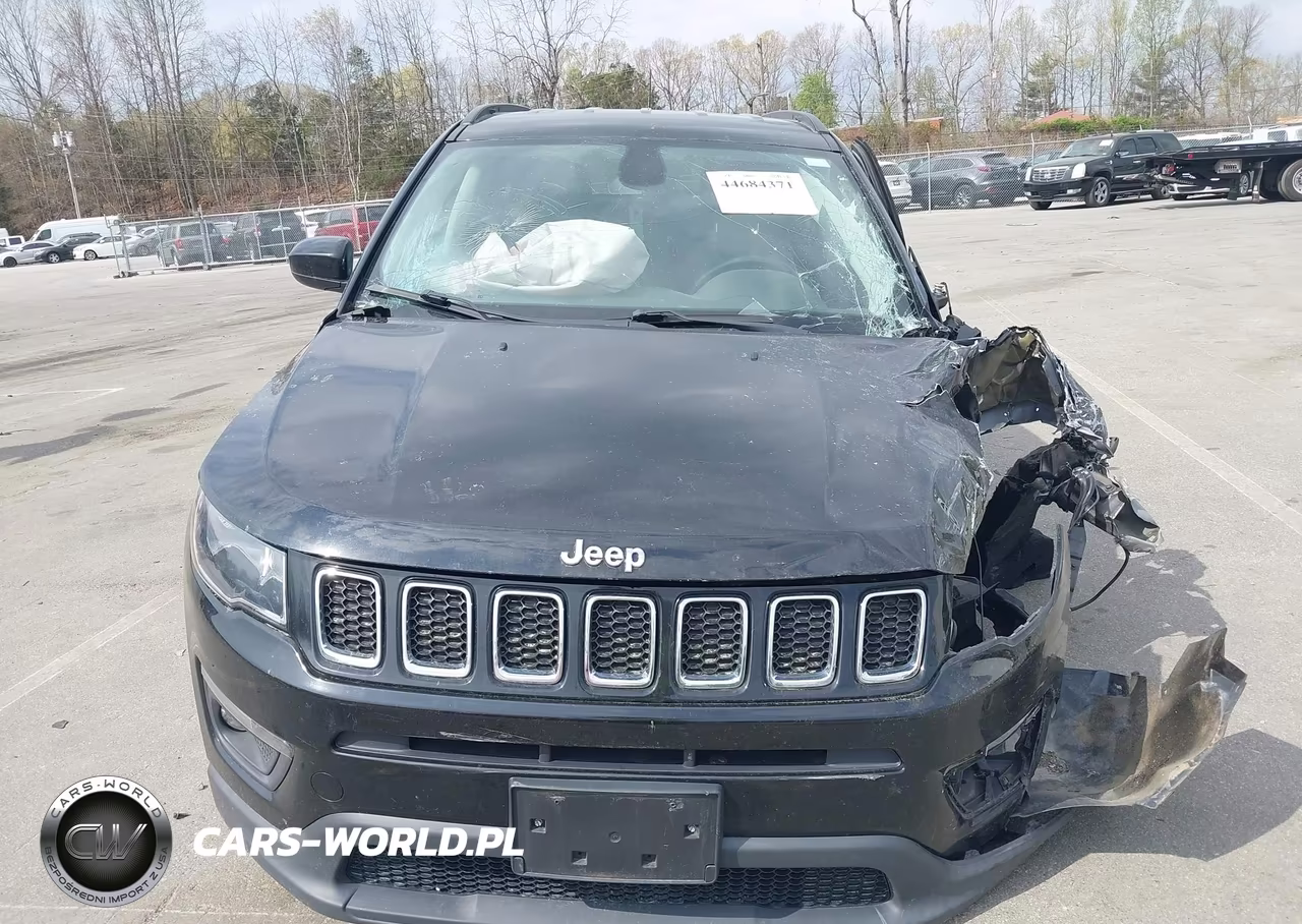 2020 Jeep Compass Latitude 4X4 VIN:3C4NJDBB0LT112877 - 13