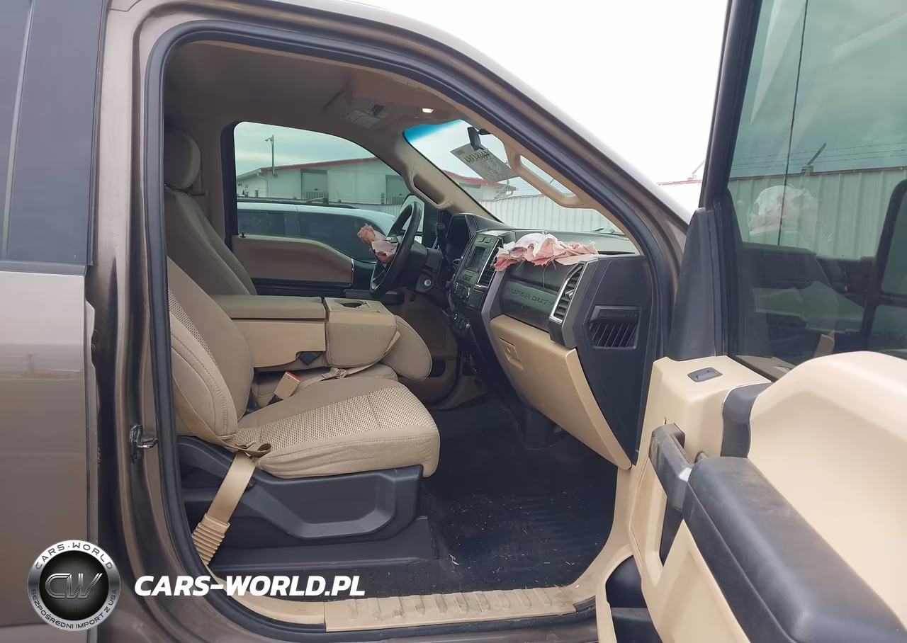 2017 Ford F-250 Xlt VIN:1FT7W2BT7HEF39987 - 5