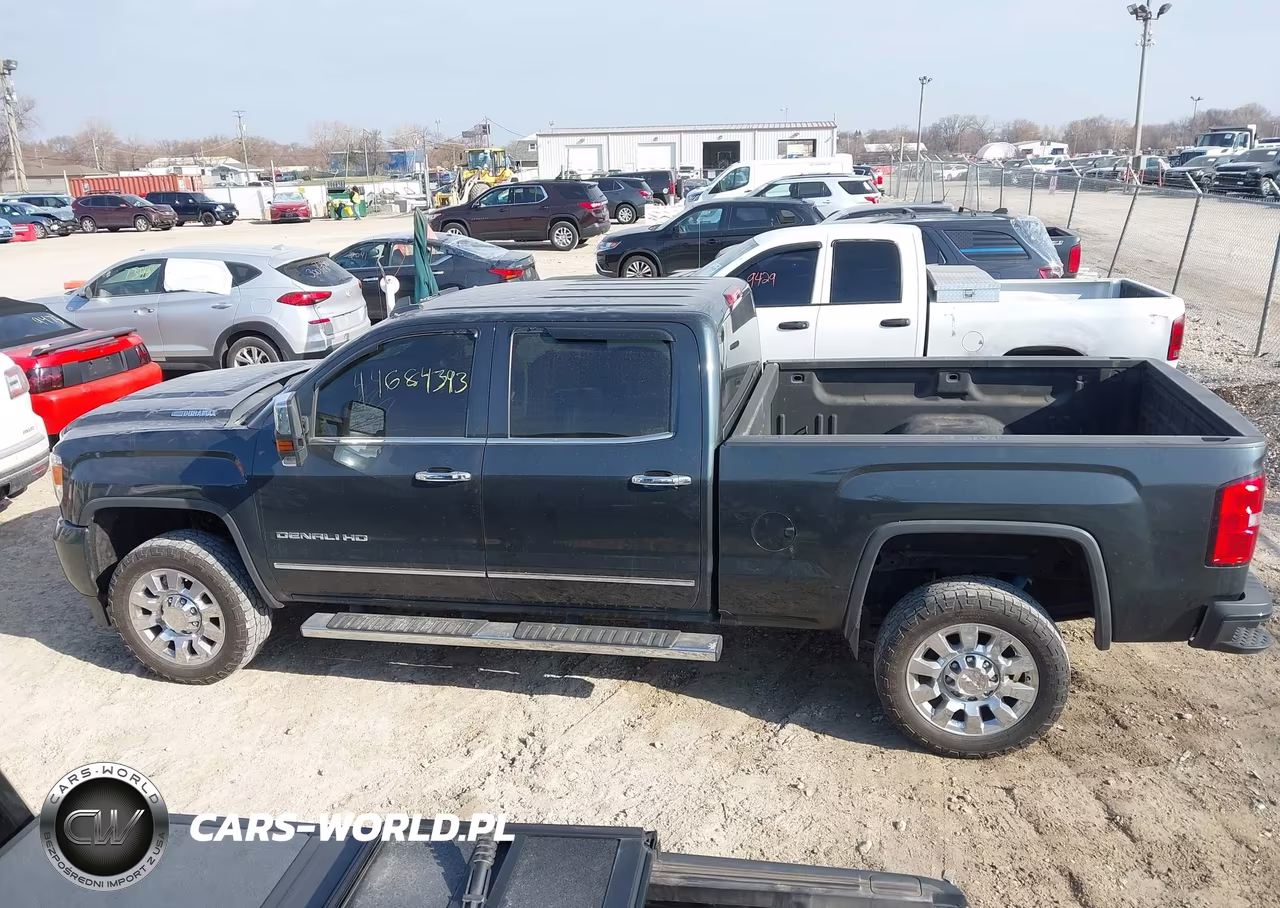 2017 GMC Sierra 2500Hd Denali VIN:1GT12UEY1HF211897 - 14