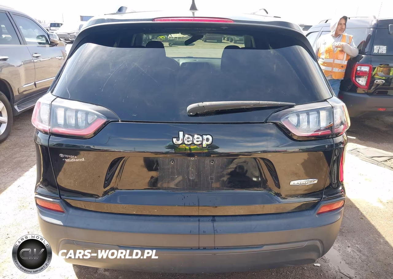 2019 Jeep Cherokee Latitude Fwd VIN:1C4PJLCB9KD307883 - 16