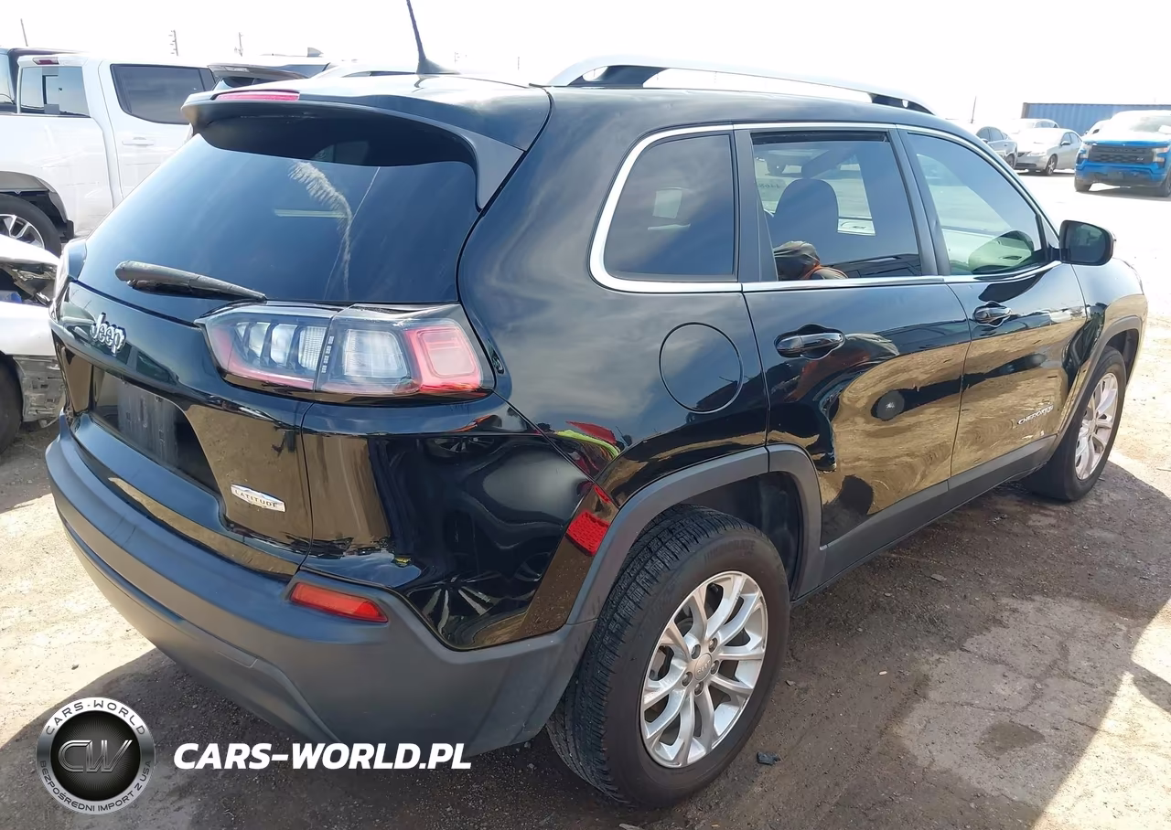 2019 Jeep Cherokee Latitude Fwd VIN:1C4PJLCB9KD307883 - 4