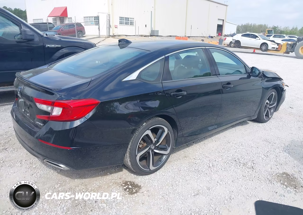 2018 Honda Accord Sport VIN:1HGCV1F39JA233362 - 4