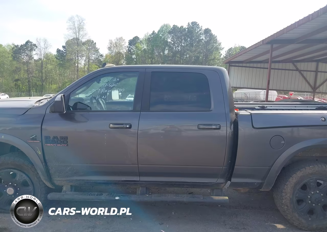 2017 Ram 2500 Laramie 4X4 6'4 Box VIN:3C6UR5FL3HG670968 - 14