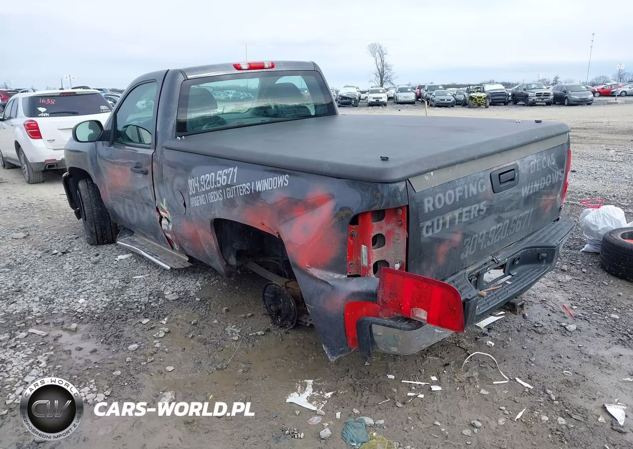 2011 Chevrolet Silverado 1500 Work Truck VIN:1GCNKPEXXBZ438053 - 3