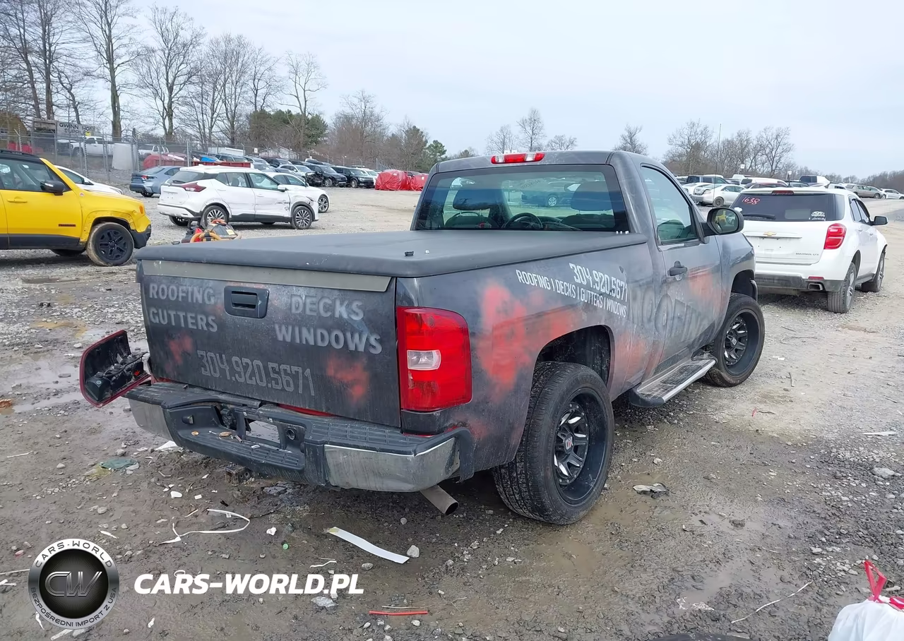 2011 Chevrolet Silverado 1500 Work Truck VIN:1GCNKPEXXBZ438053 - 4