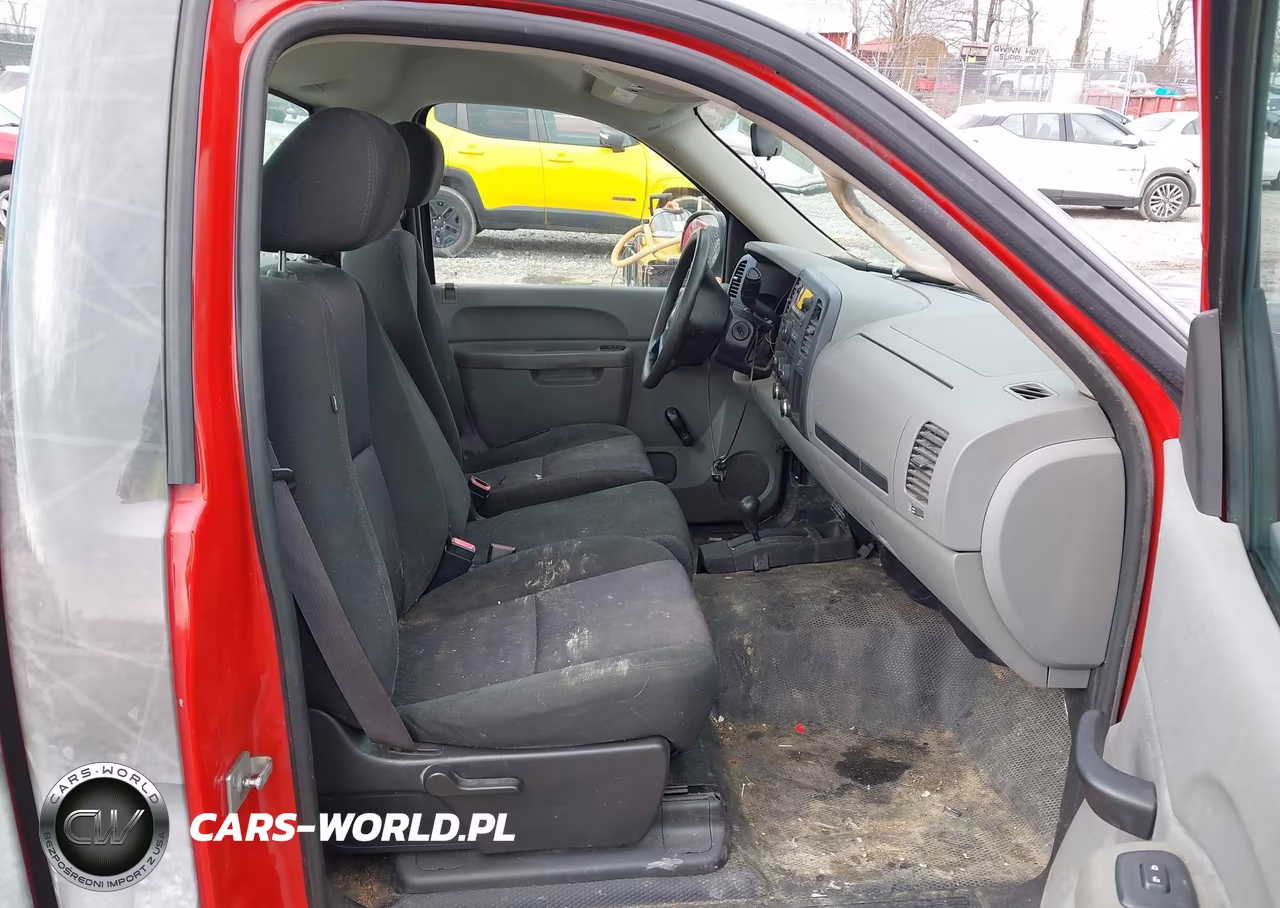 2011 Chevrolet Silverado 1500 Work Truck VIN:1GCNKPEXXBZ438053 - 5