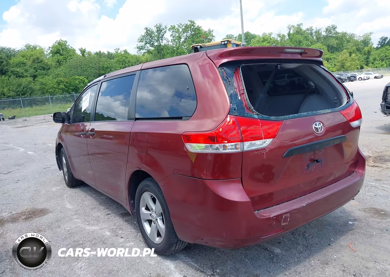2012 Toyota Sienna Base 7 Passenger VIN:5TDKA3DC6CS010660 - 3