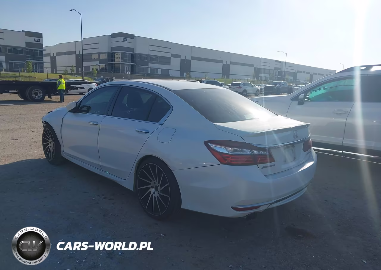 2016 Honda Accord Sport VIN:1HGCR2F5XGA175489 - 3