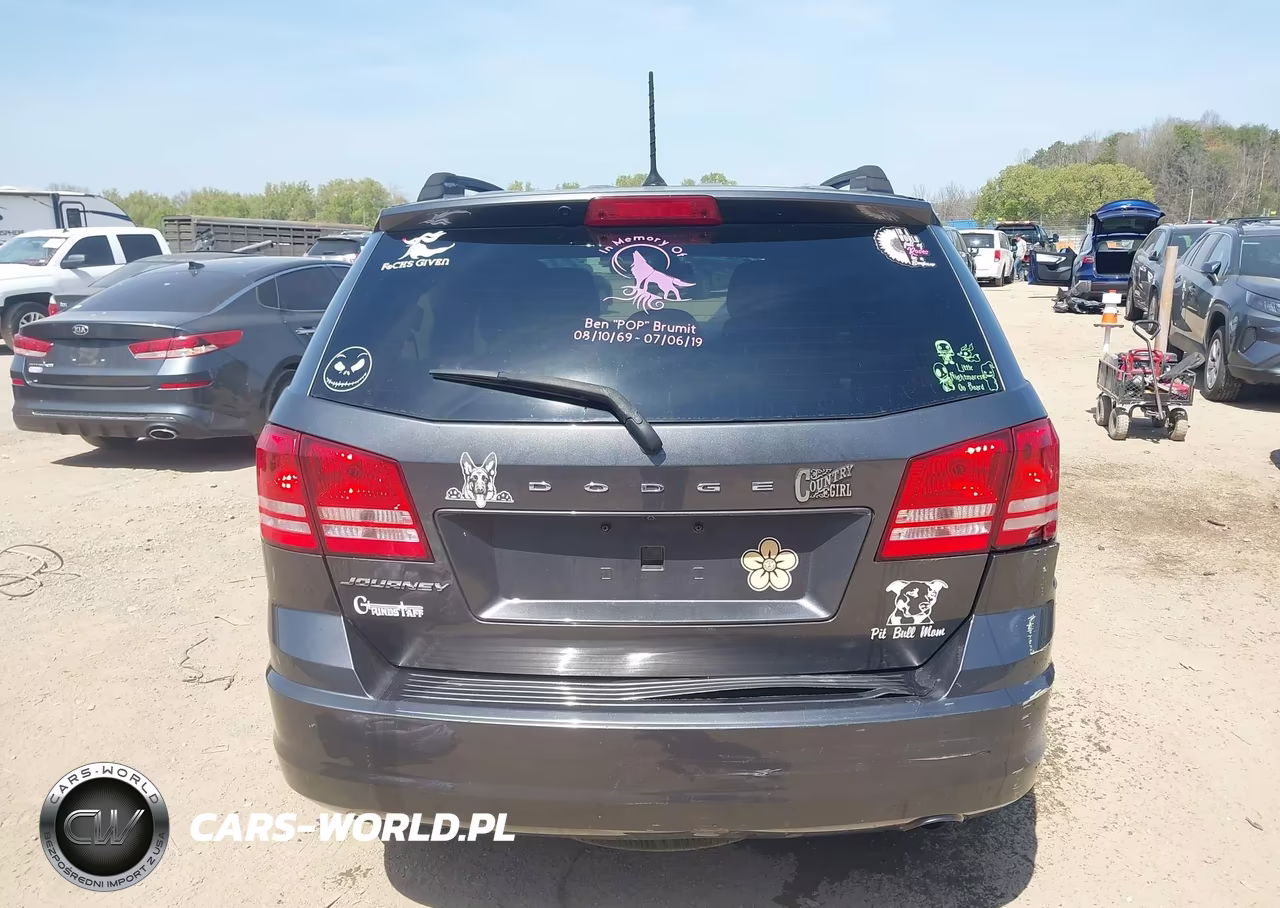 2018 Dodge Journey Se VIN:3C4PDCAB7JT530572 - 16