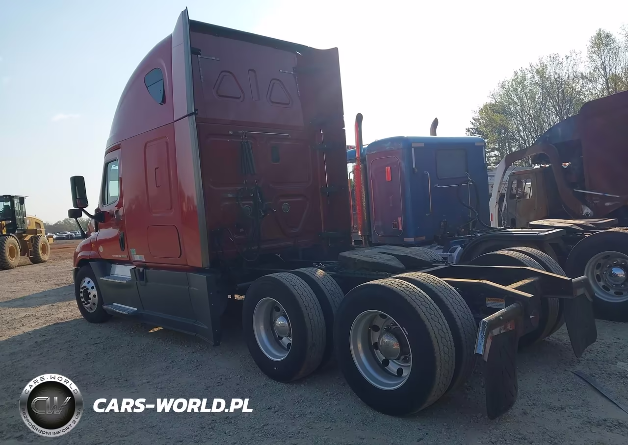 2016 Freightliner Cascadia 125 VIN:1FUJGLD53GLHB1330 - 3