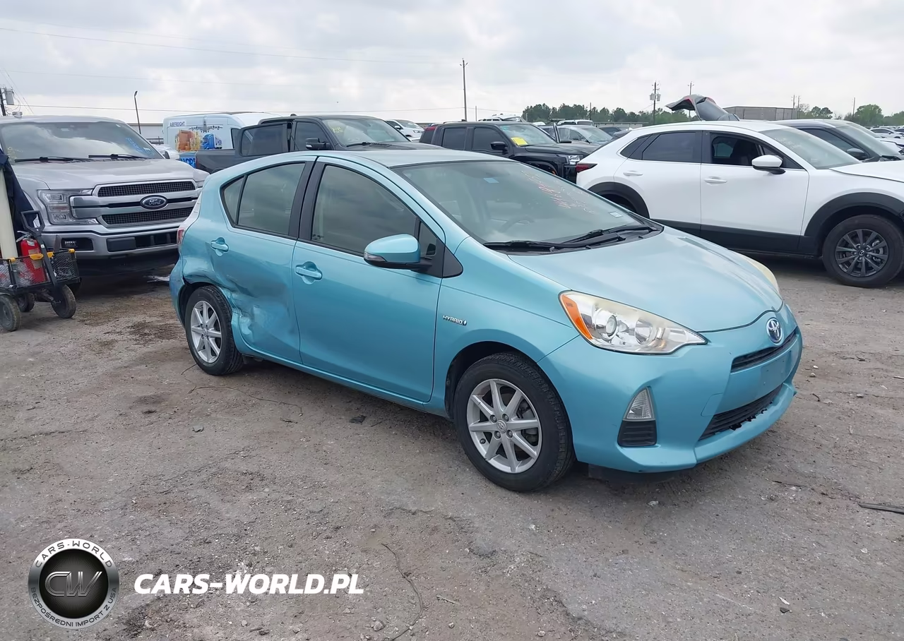 2014 Toyota Prius C Three