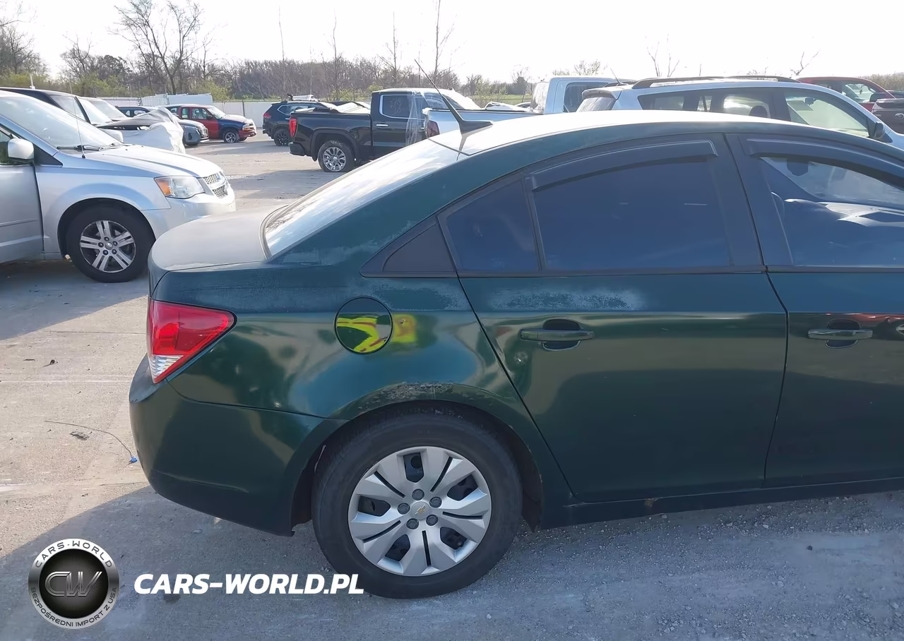 2014 Chevrolet Cruze Ls Auto VIN:1G1PA5SH0E7260241 - 12