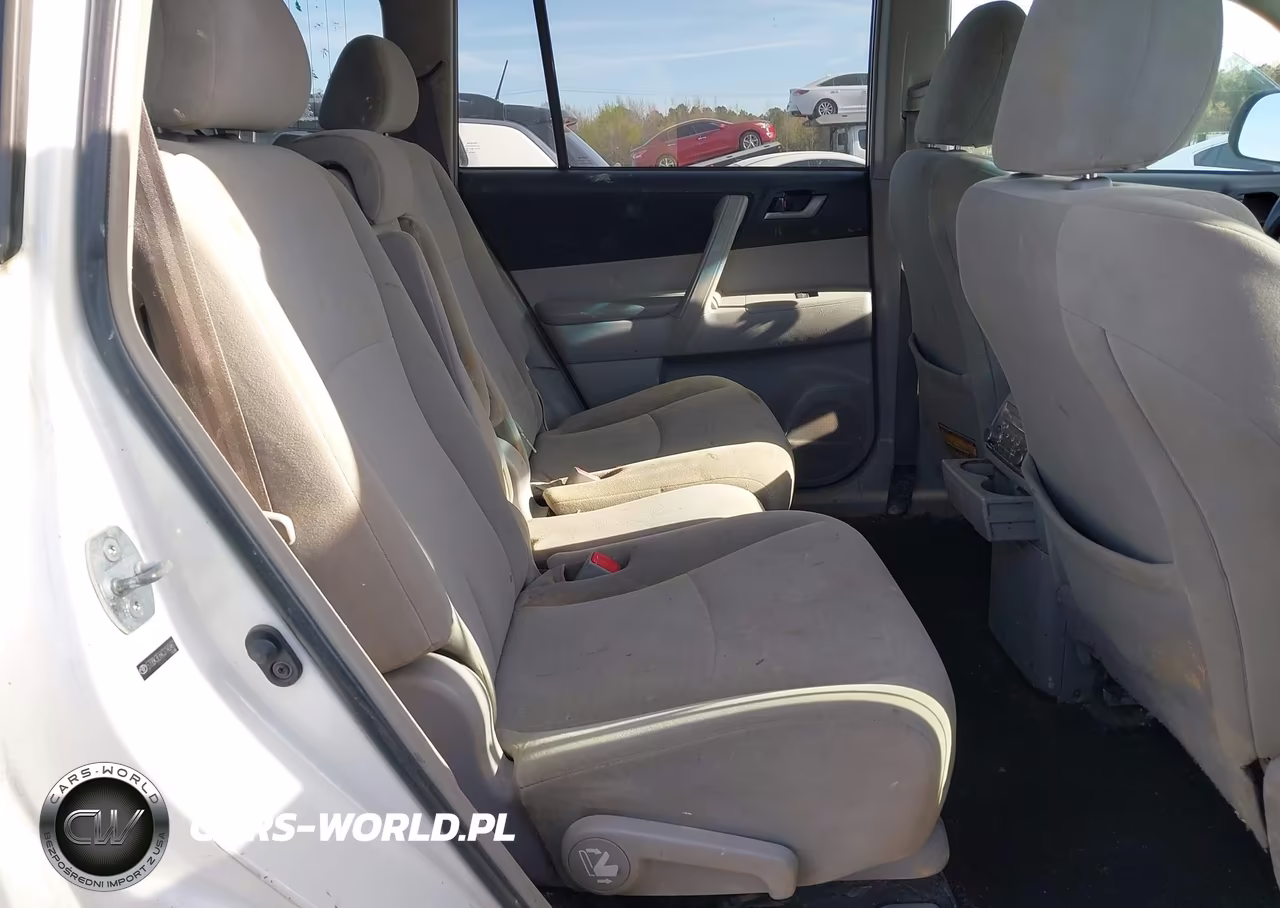 2012 Toyota Highlander Base V6 VIN:5TDBK3EH4CS140461 - 8