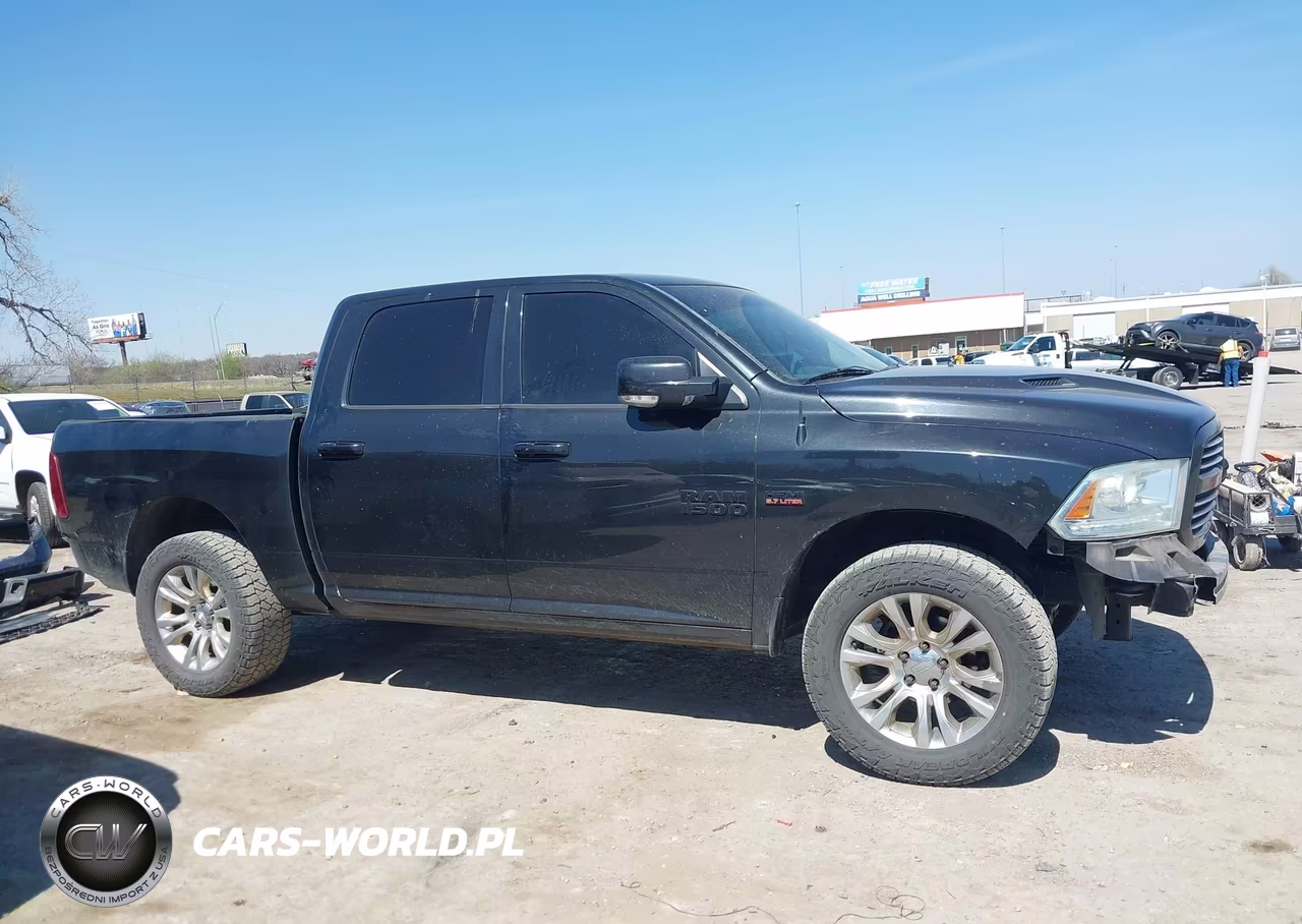 2016 Ram 1500 Sport VIN:1C6RR7MT9GS202786 - 14