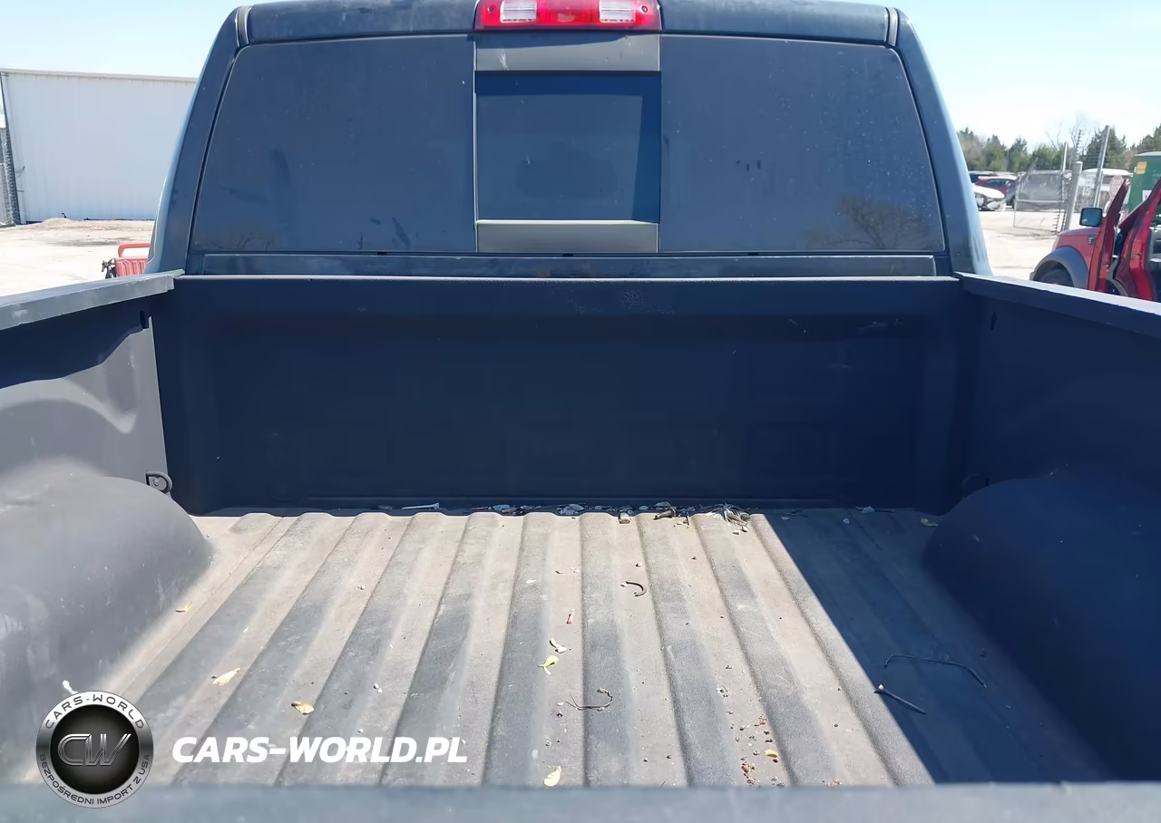2016 Ram 1500 Sport VIN:1C6RR7MT9GS202786 - 18