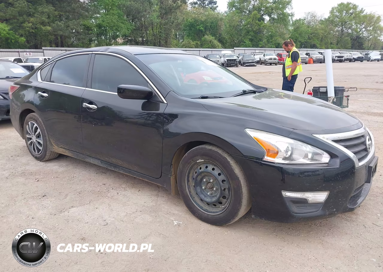 2015 Nissan Altima 2.5 S – zdjęcie 1 z 13
