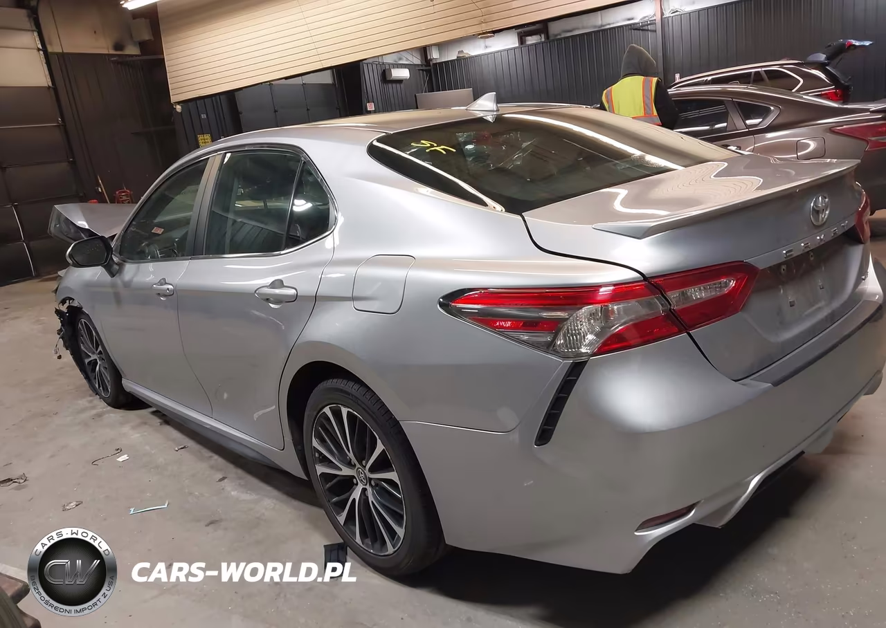 2019 Toyota Camry Se VIN:4T1B11HKXKU773549 - 3