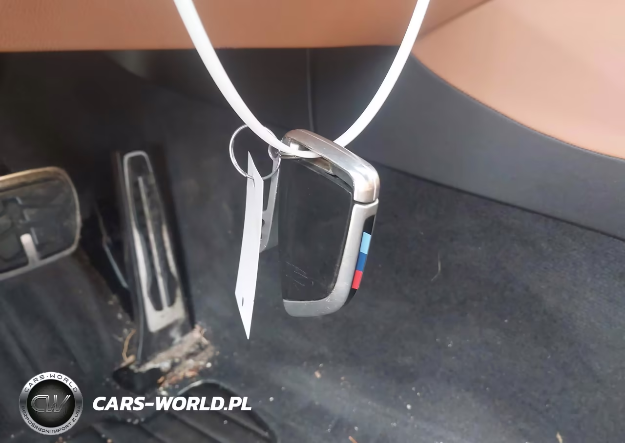 2019 BMW M550I xDrive VIN:WBAJB9C58KB465155 - 11