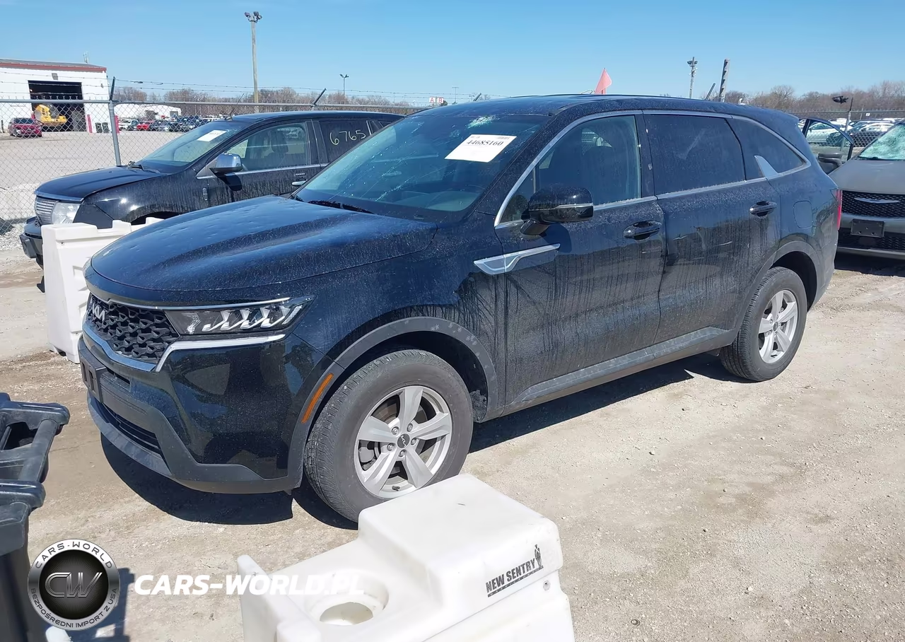 2023 Kia Sorento Lx VIN:5XYRGDLC4PG200500 - 2
