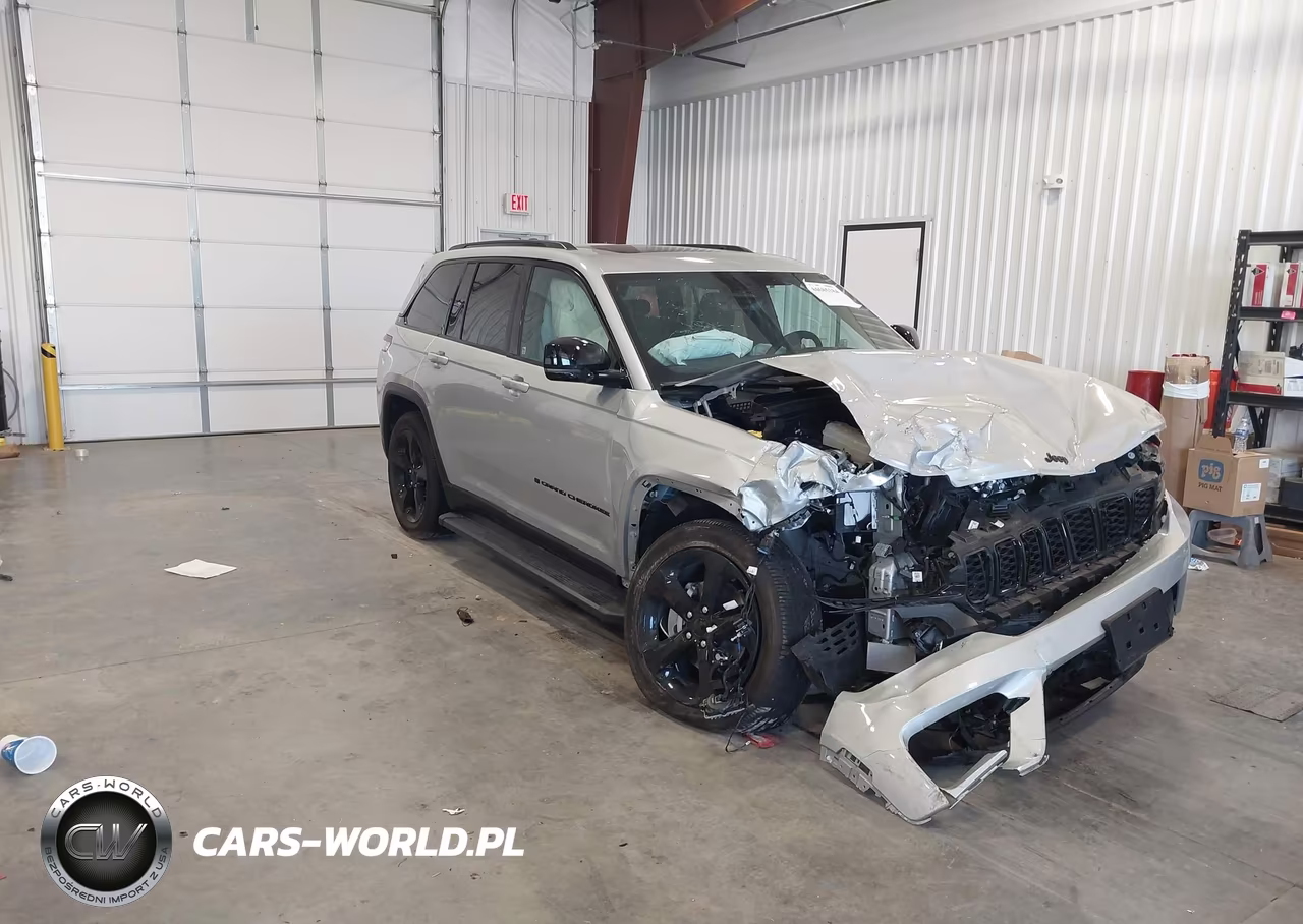 2025 Jeep Grand Cherokee Altitude X 4X4