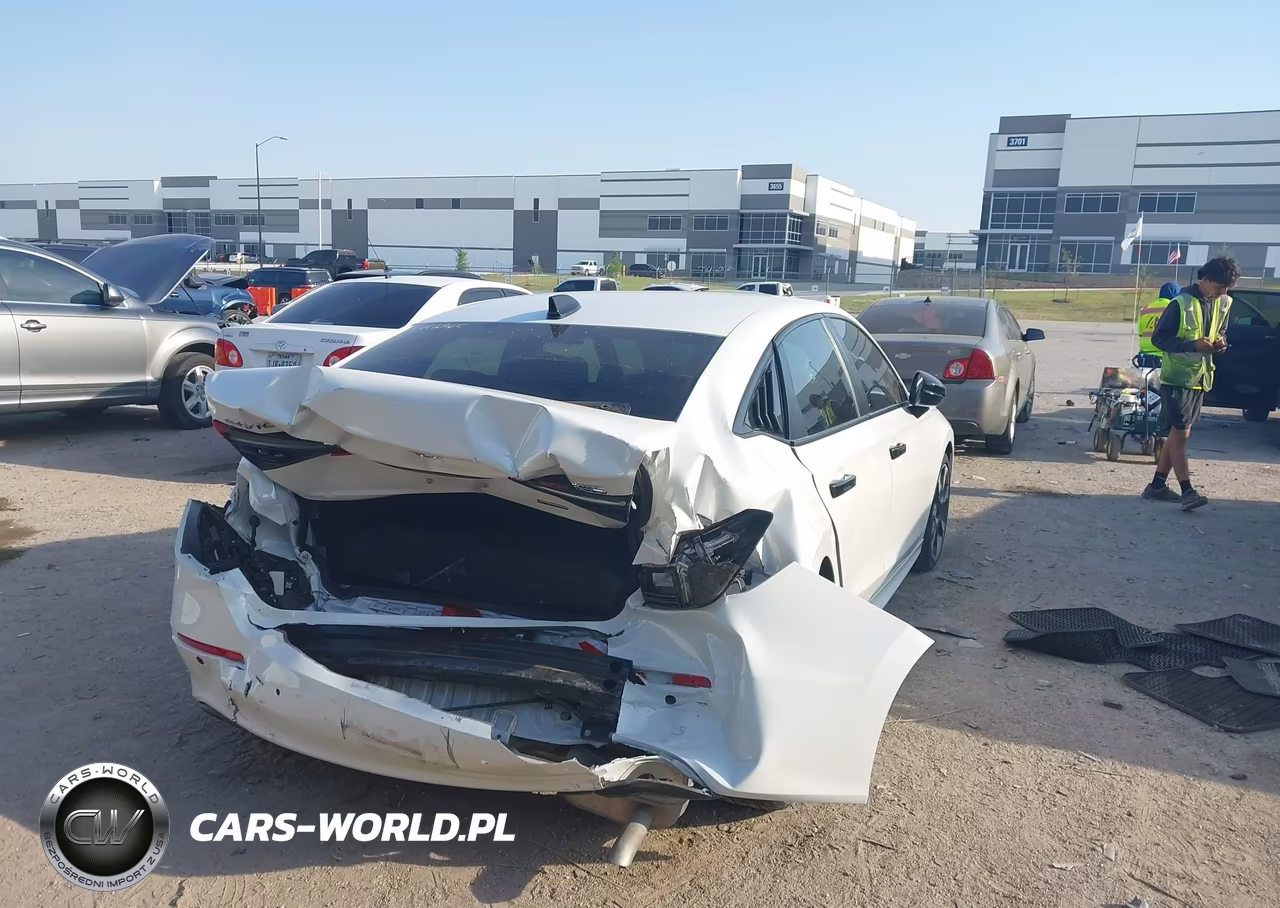 2025 Honda Civic Hybrid Sport-Sport Touring VIN:2HGFE4F83SH315195 - 4