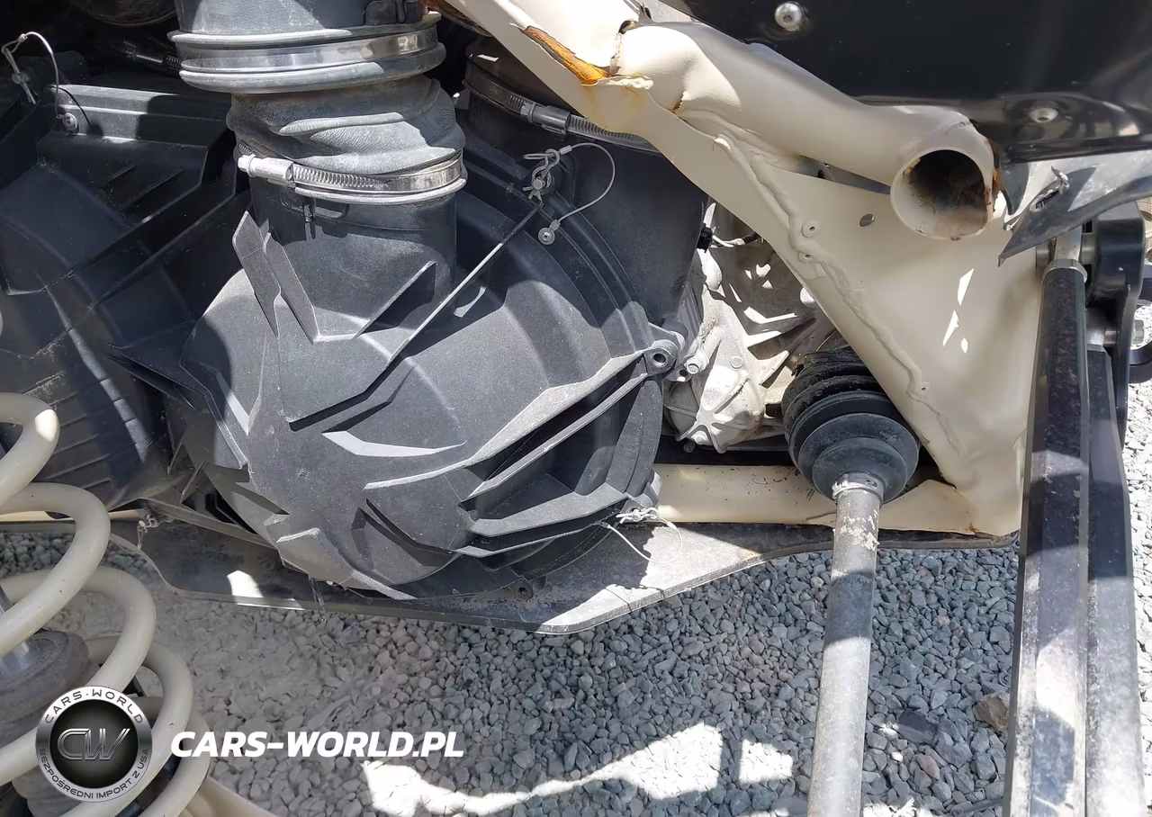 2021 Can-Am Maverick X3 X Rs Turbo Rr VIN:3JBVXAV22MK000097 - 9