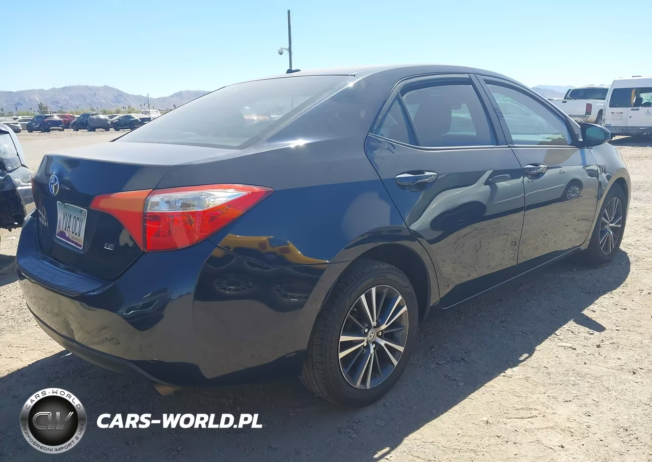 2018 Toyota Corolla Le VIN:2T1BURHE7JC995708 - 4