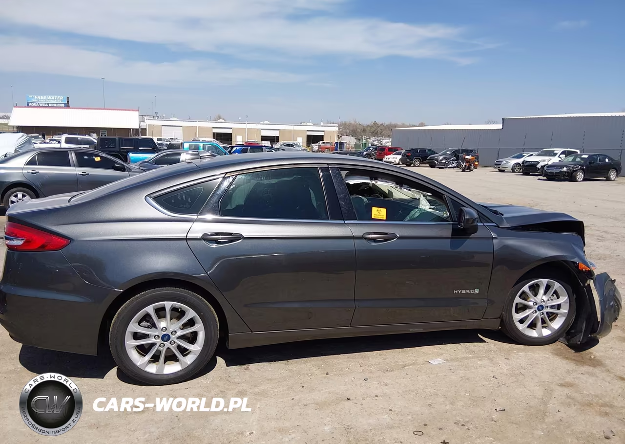 2019 Ford Fusion Hybrid Se VIN:3FA6P0LU5KR152286 - 13