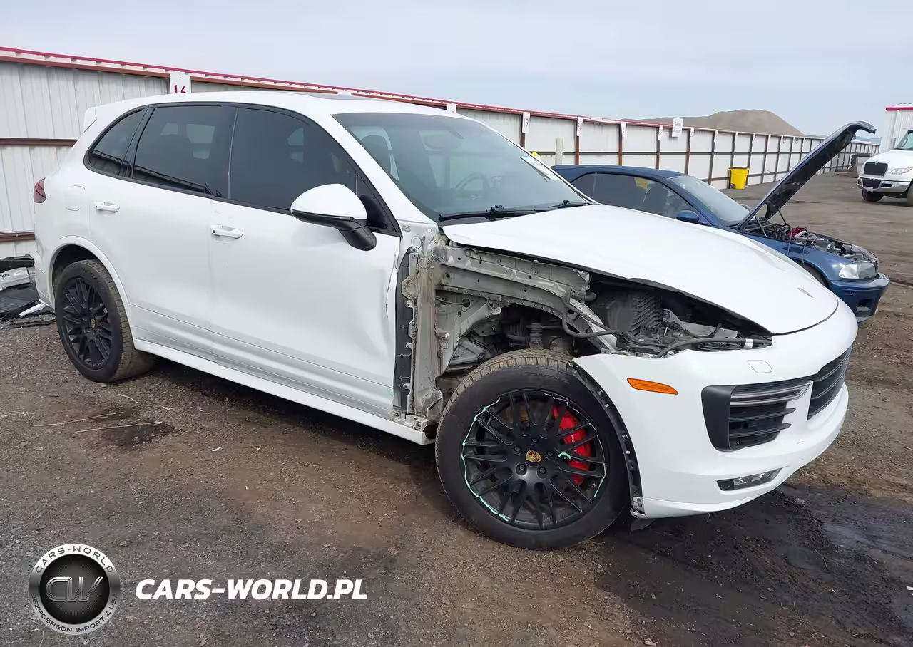2017 Porsche Cayenne Gts