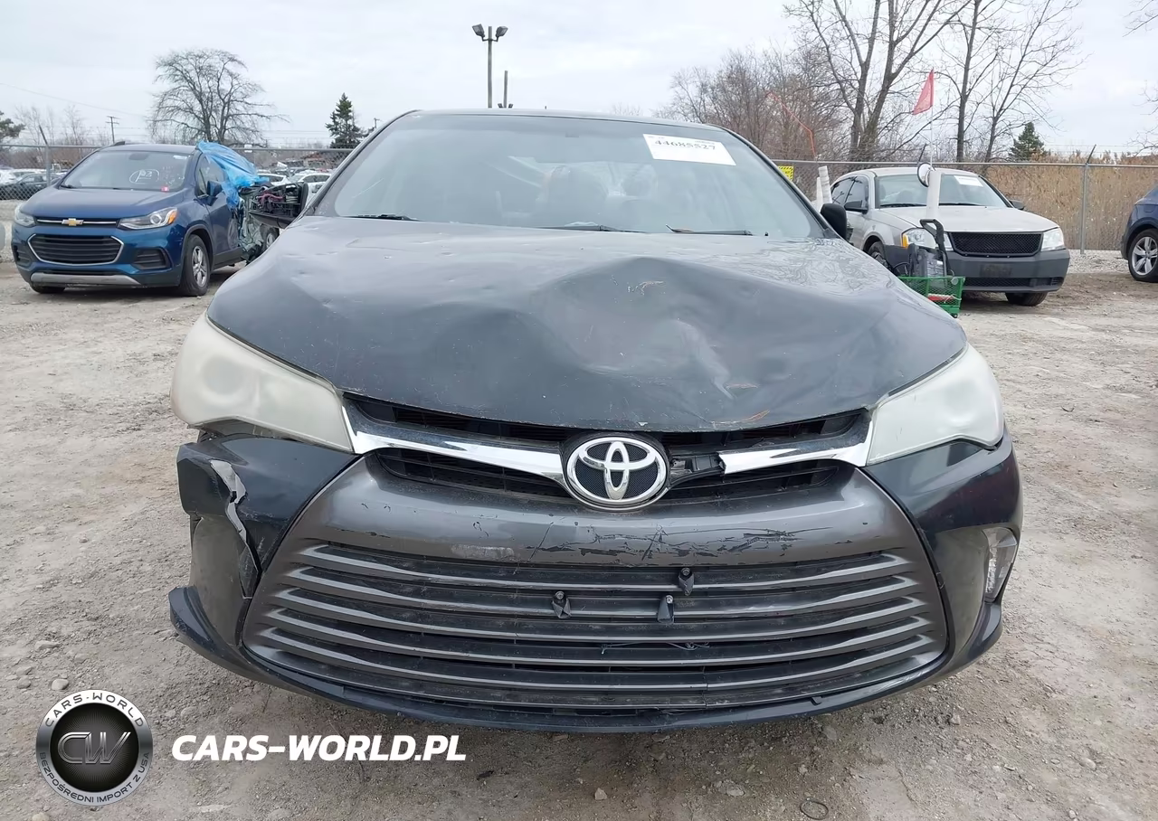 2016 Toyota Camry Le VIN:4T4BF1FK9GR565521 - 12