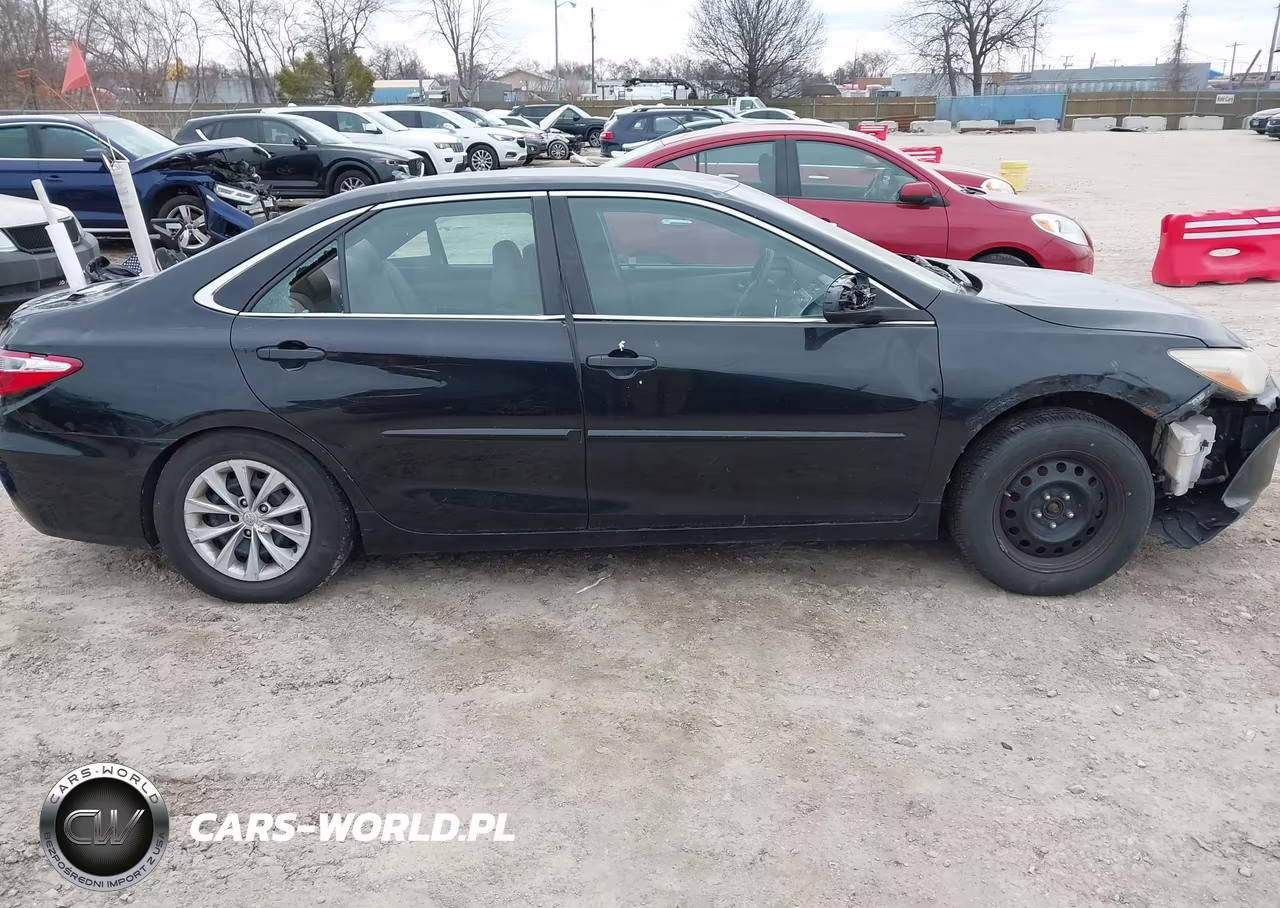 2016 Toyota Camry Le VIN:4T4BF1FK9GR565521 - 13