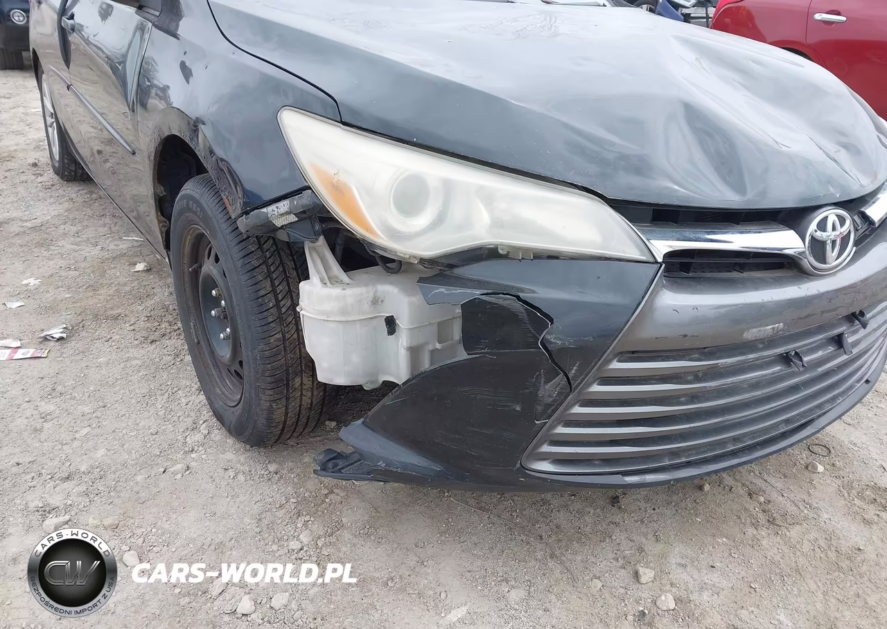 2016 Toyota Camry Le VIN:4T4BF1FK9GR565521 - 6