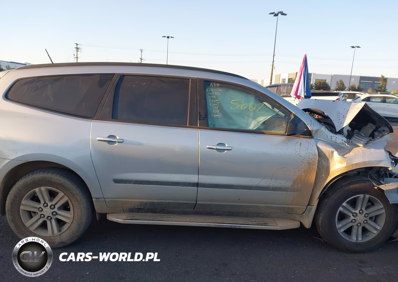 2017 Chevrolet Traverse Ls VIN:1GNKRFKD3HJ221123 - 13