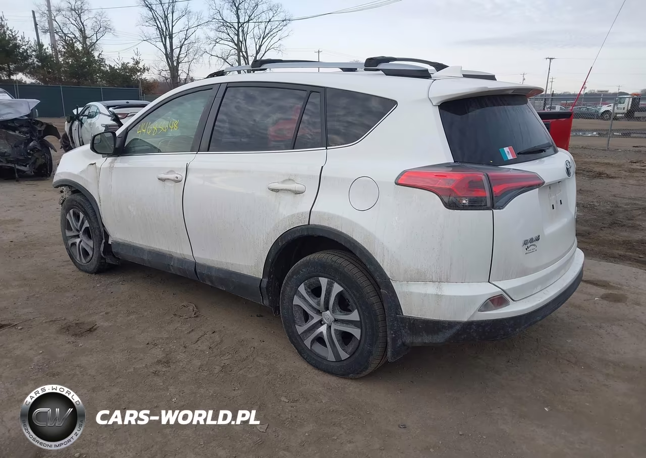 2017 Toyota Rav4 Le VIN:JTMBFREV5HJ114730 - 3