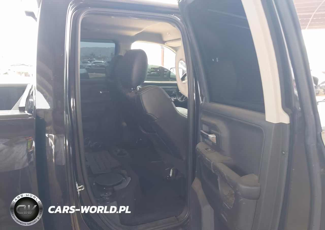 2018 Ram 1500 Night 4X4 6'4 Box VIN:1C6RR7HT6JS135064 - 8