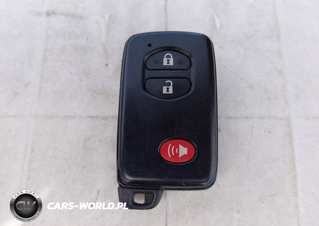 2015 Toyota Prius Two VIN:JTDKN3DU3F1928283 - 11
