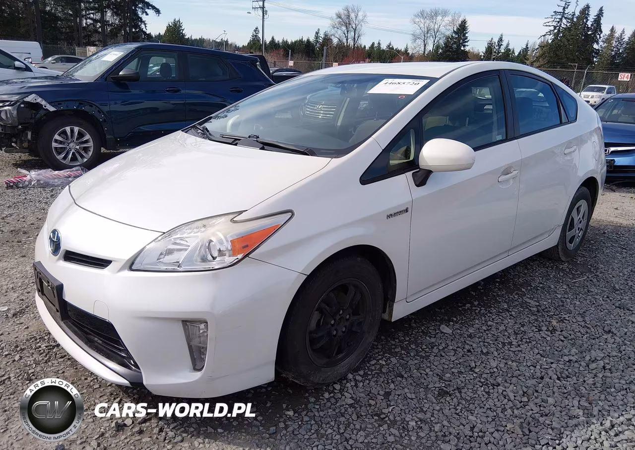 2015 Toyota Prius Two VIN:JTDKN3DU3F1928283 - 2