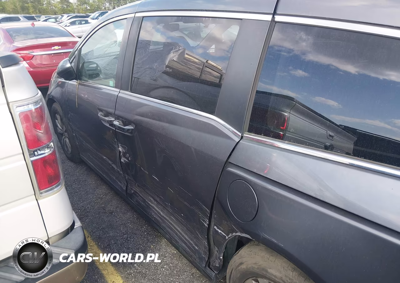 2015 Honda Odyssey Ex-L VIN:5FNRL5H68FB071204 - 14
