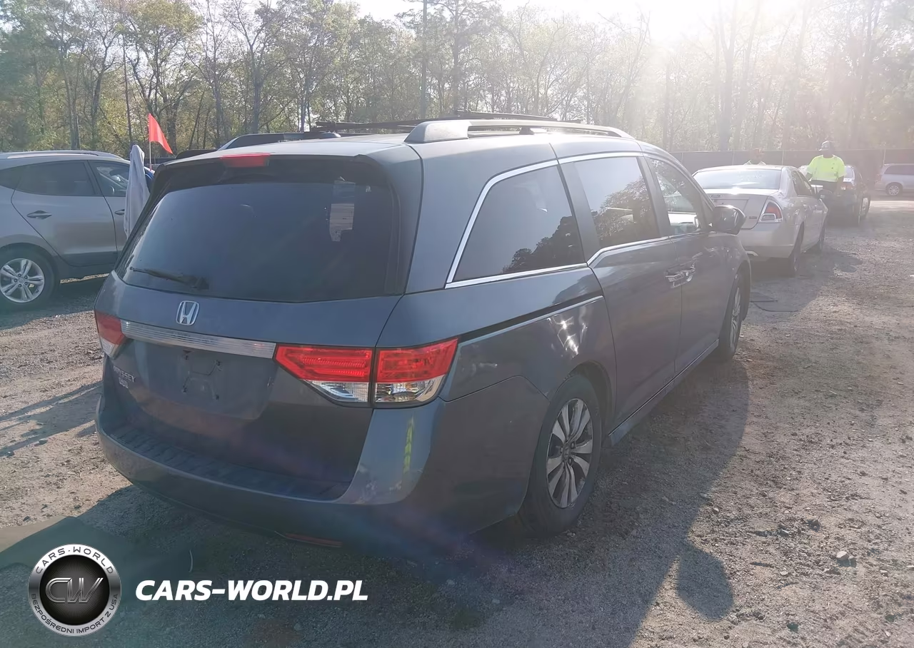 2015 Honda Odyssey Ex-L VIN:5FNRL5H68FB071204 - 4