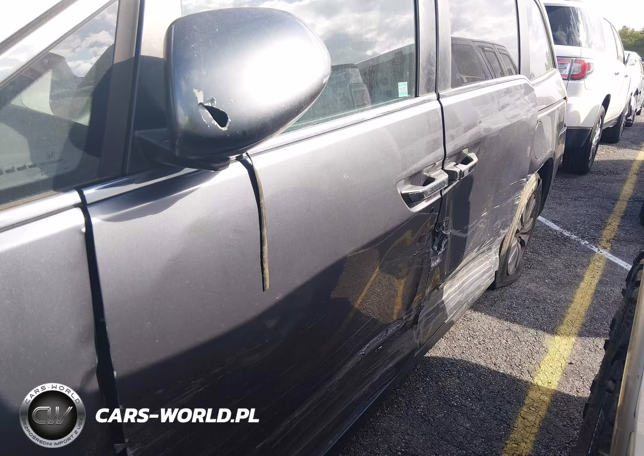 2015 Honda Odyssey Ex-L VIN:5FNRL5H68FB071204 - 6