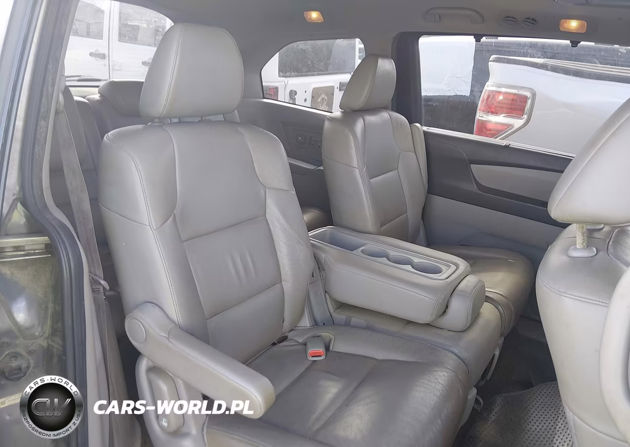 2015 Honda Odyssey Ex-L VIN:5FNRL5H68FB071204 - 8