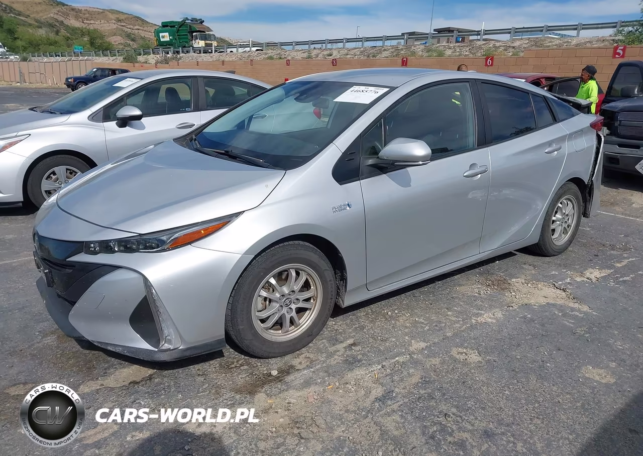 2021 Toyota Prius Prime Le VIN:JTDKAMFP9M3179631 - 2