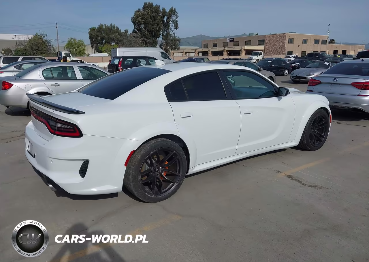 2023 Dodge Charger Scat Pack Widebody VIN:2C3CDXGJ1PH638714 - 4