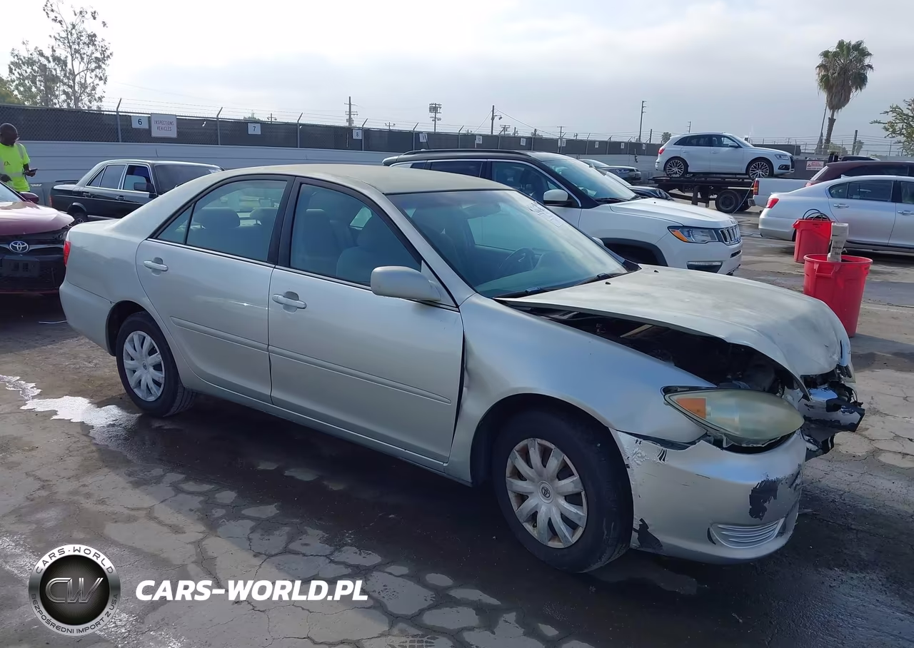 2005 Toyota Camry Le