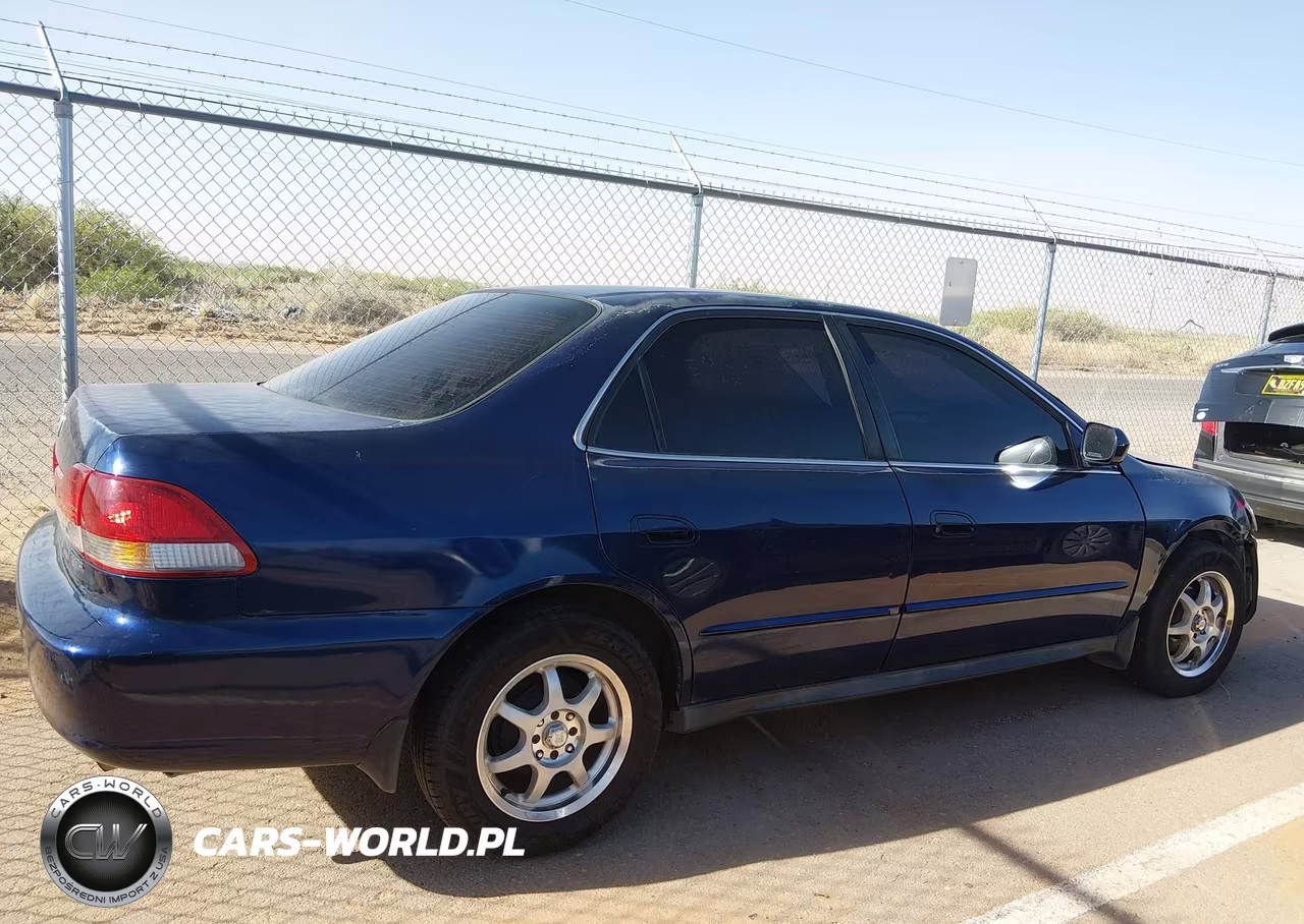 2001 Honda Accord 2.3 Lx VIN:JHMCG56461C028688 - 13