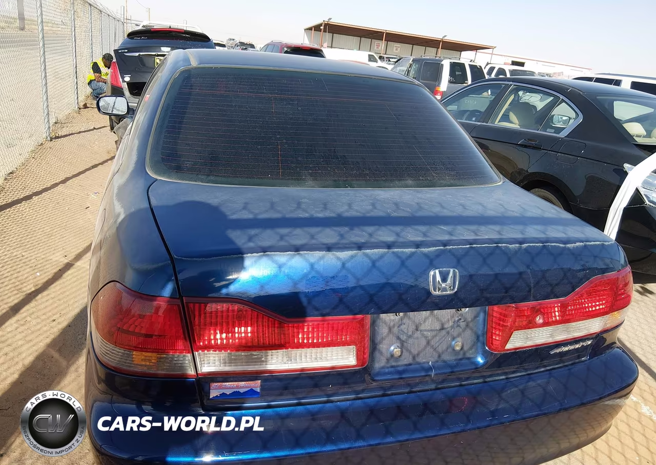2001 Honda Accord 2.3 Lx VIN:JHMCG56461C028688 - 16